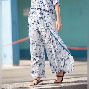 Johnny Was Melrose Toile Silk Blue & White Flowy Pants